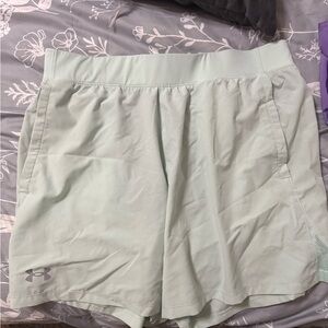 Under Armour Green Athletic Shorts Lightweight Elastic Waist